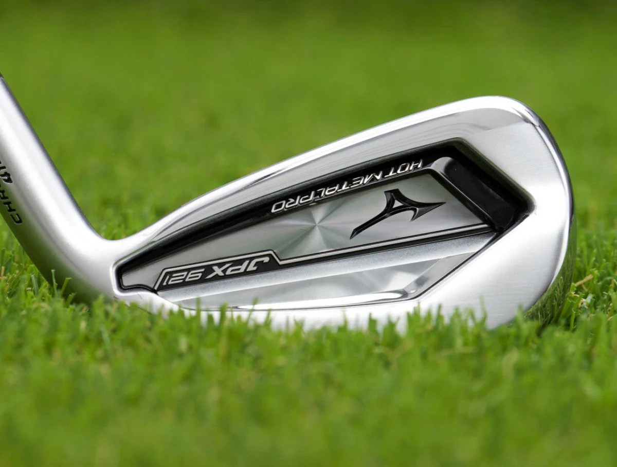 Mizuno JPX 921 Hot Metal Pro Iron Set (Right-Handed) - Image 4