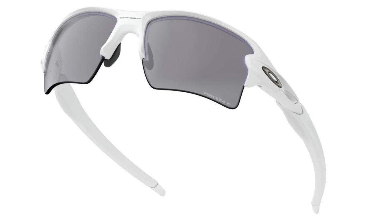 Oakley Flak 2.0 XL Sunglasses - Polished White/White/Prizm Black Polarized - Image 4