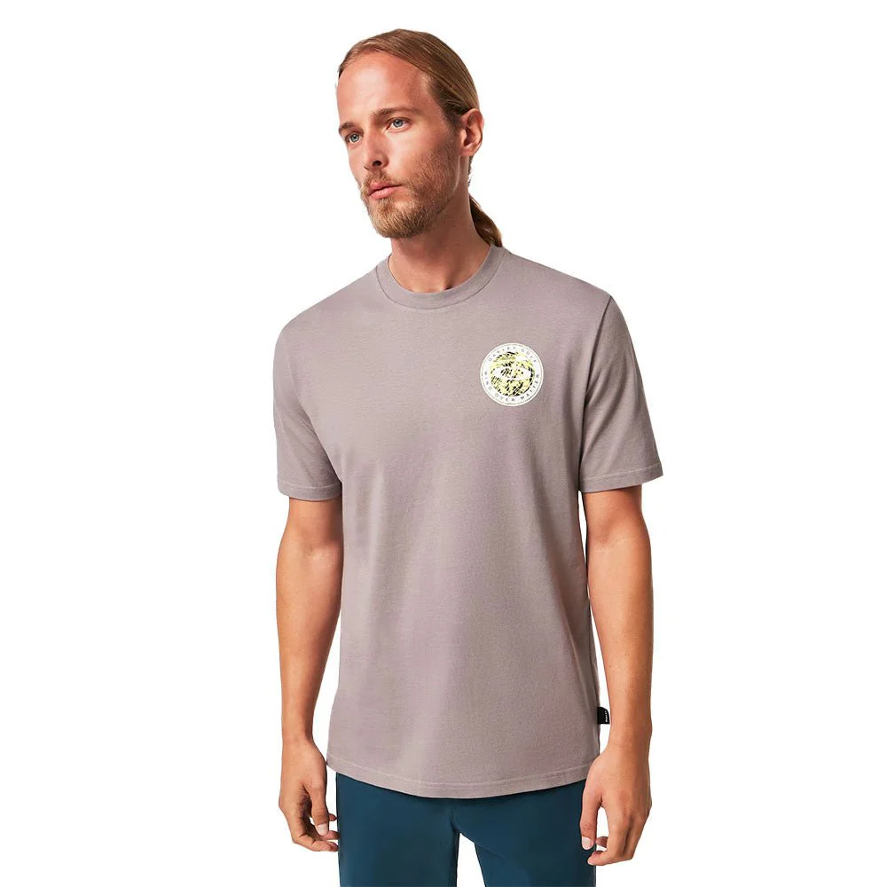 Oakley Golf Mind Tee - Image 10