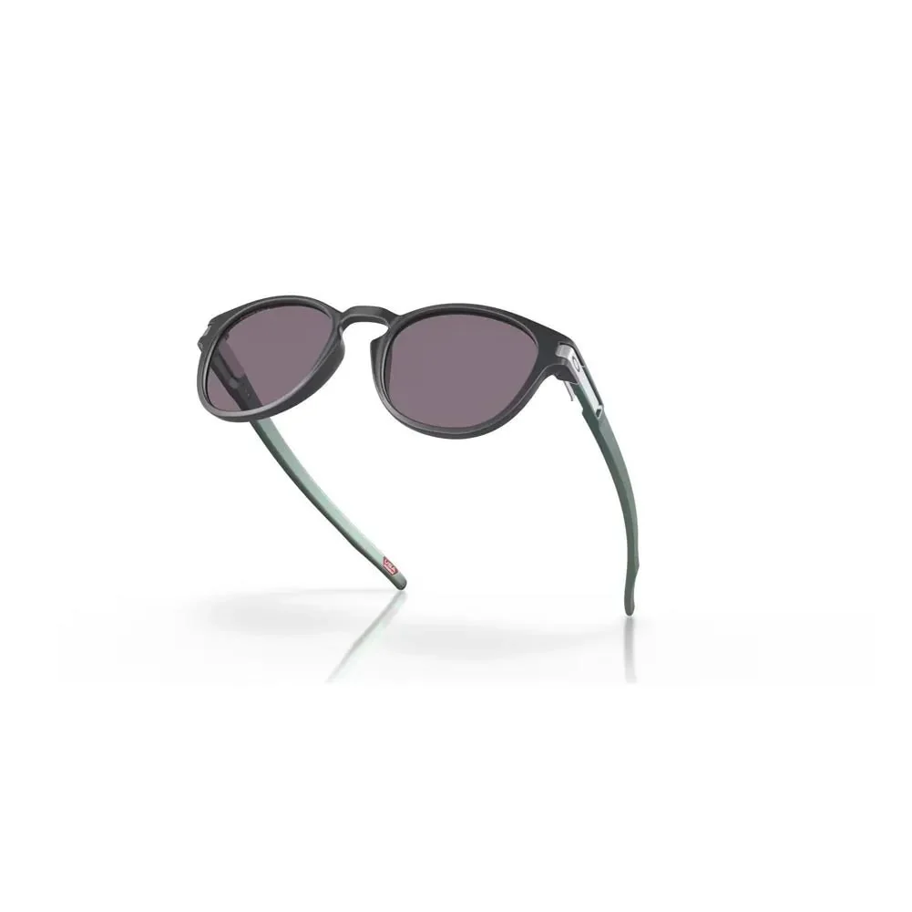 Oakley Latch Sunglasses - Matte Carbon/Prizm Grey - Image 4
