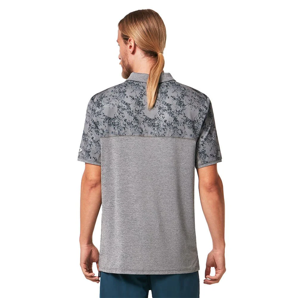Oakley Sand Block Golf Polo - Image 10